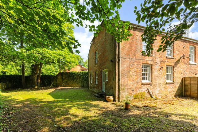 Wharf Hill, Winchester, Hampshire, SO23 3 bed semi
