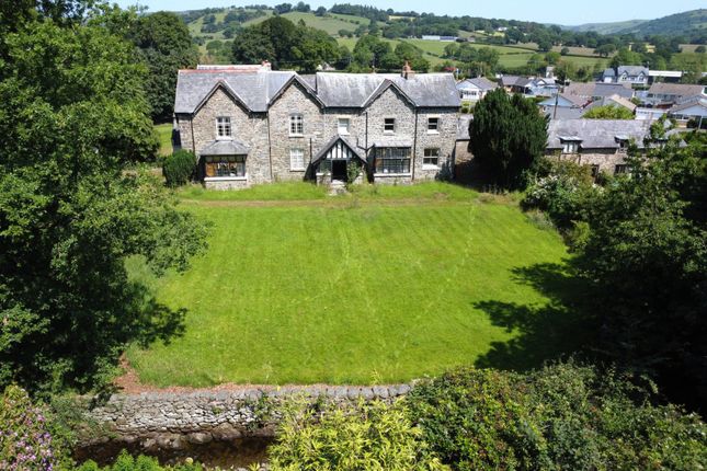Carno, Caersws, Powys, SY17 4 bed semi