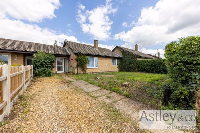 Holmelea Crescent, Lingwood, NR13 4BP 3 bed terraced bungalow for sale