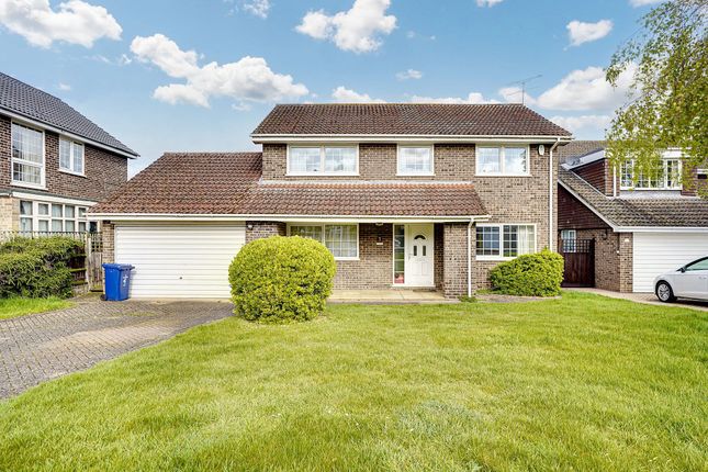 Brookfields Close, Newmarket CB8 4 bed detached house for sale