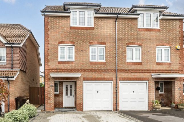 3 bed parking/garage