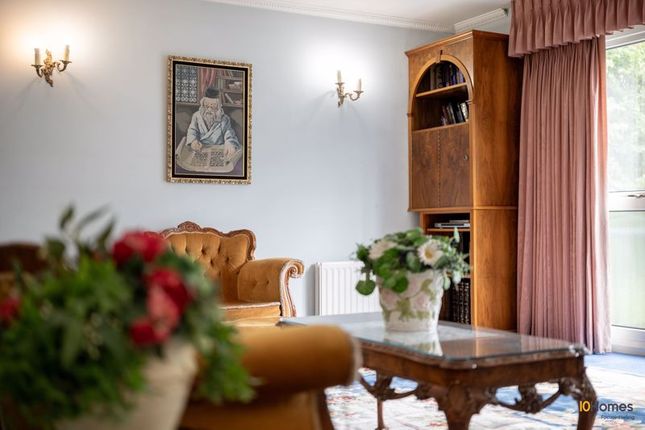 Park Lane, Salford 3 bed apartment for sale