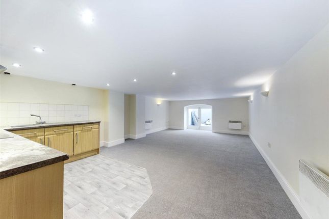 Queens Hotel Apartments, Front... 1 bed apartment for sale