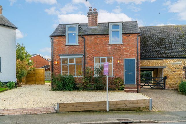 3 bed semi-detached house