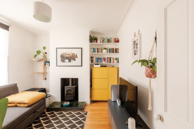 Victoria Park, Bristol BS3 2 bed terraced house for sale