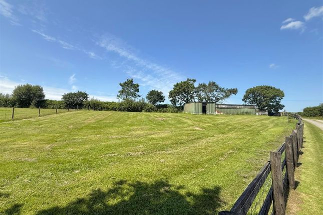 Bideford EX39 3 bed property with land for sale
