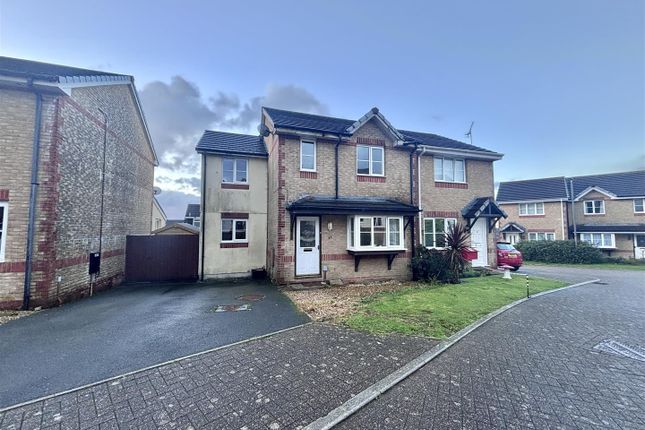 4 bedroom semi-detached house for sale