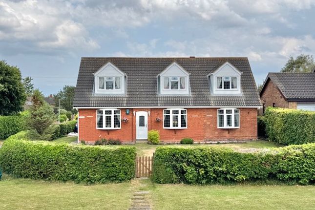 HOLTON ROAD, TETNEY 4 bed detached house for sale