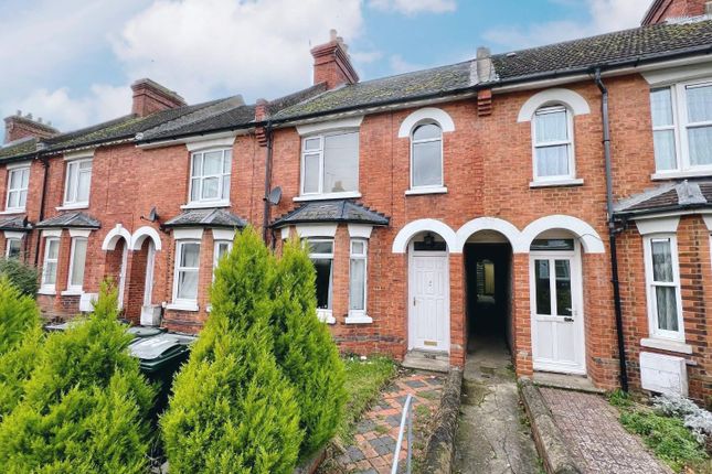 Beaver Road, Ashford 3 bed terraced house for sale