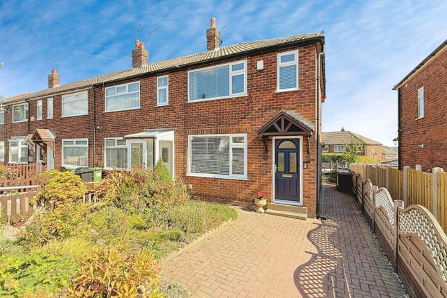 Park Road, Bramley, LS13 2LT 3 bed end of terrace house for sale