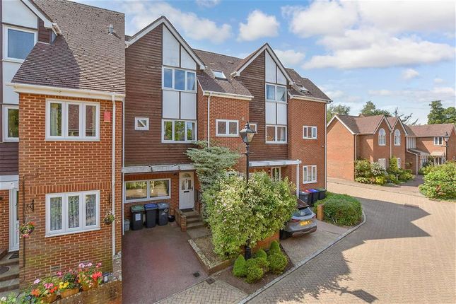 Rheims Court, Canterbury, Kent 4 bed terraced house for sale