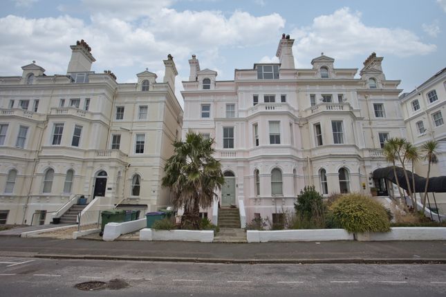 6 Augusta Gardens, Folkestone, CT20 2 bed flat for sale