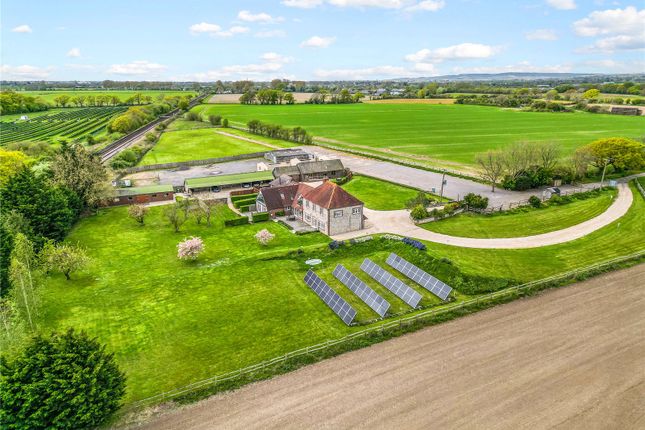17 bedroom detached house for sale