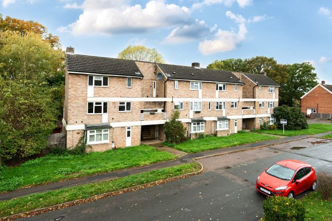 Patten Ash Drive, Berkshire RG40 3 bed maisonette for sale