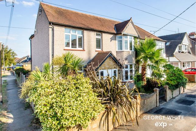 Woodfield Road, Hadleigh SS7 4 bed semi