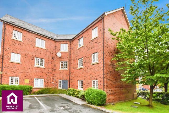 Selside Court, Manchester M26 2 bed flat for sale