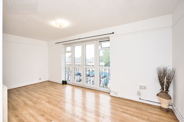 Manor Road, Stoke Newington, Hackney... 2 bed flat for sale