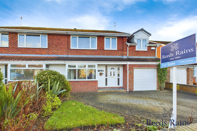 3 bedroom semi-detached house for sale