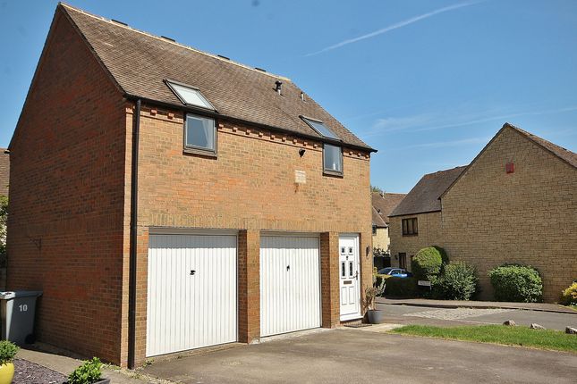 Painswick Close, Witney, OX28 1 bed detached house for sale