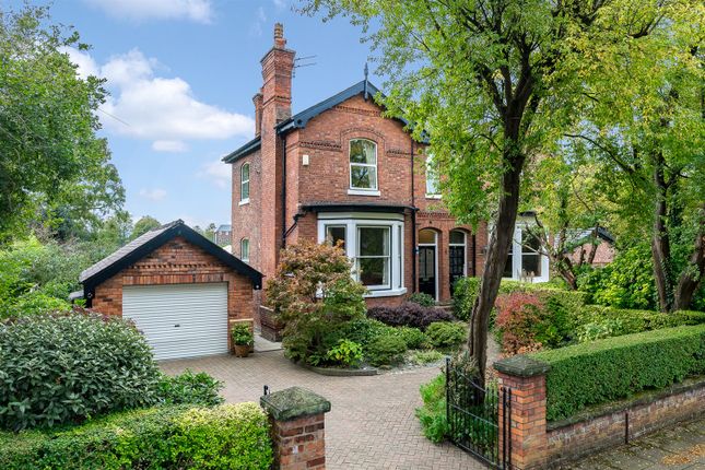 4 bedroom semi-detached house for sale