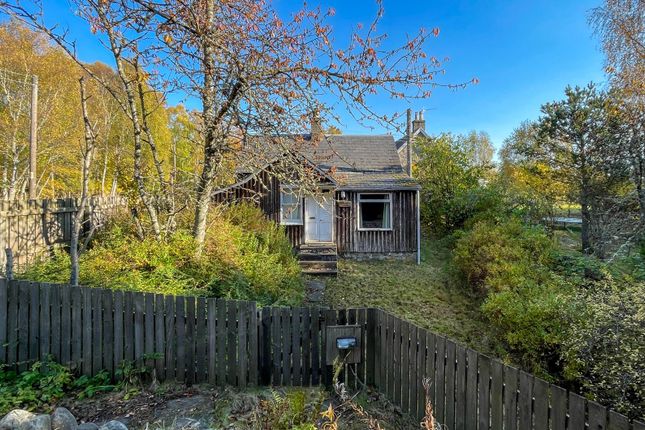 2 bed detached house