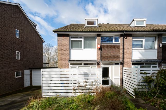 4 bedroom end of terrace house for sale
