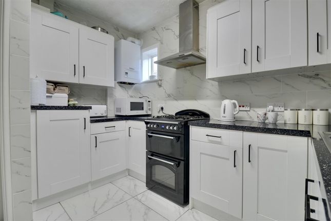 2 bedroom semi-detached bungalow for sale