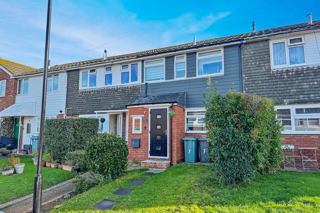Horseshoe Close, Cowes PO31 3 bed terraced house for sale