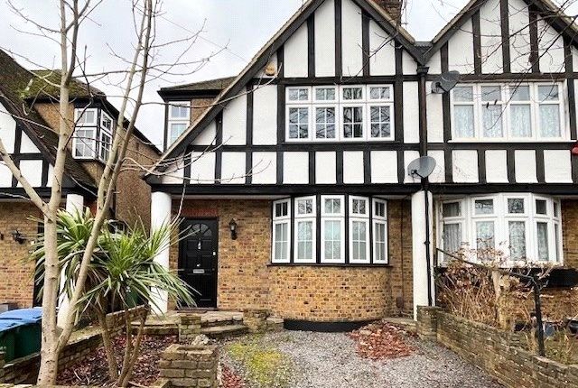 St. Albans Road, Hertfordshire WD25 3 bed semi