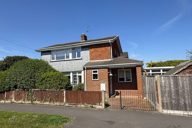 Beverley Road, Dibden Purlieu, SO45 3 bed detached house for sale