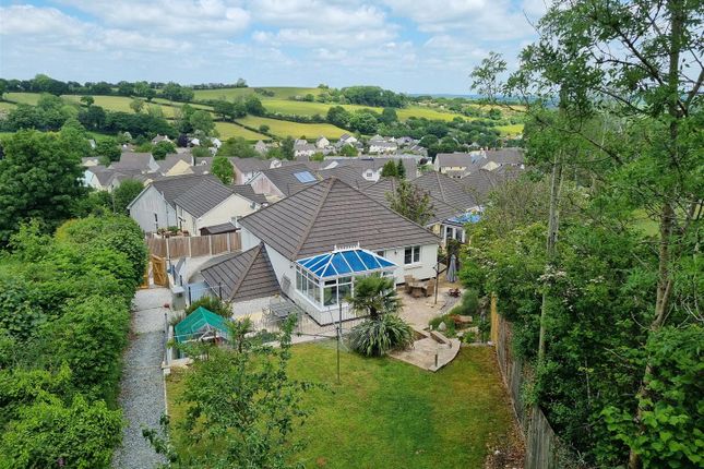 Park Wood Rise, Lifton 4 bed house for sale
