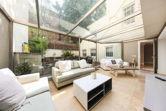 Wellington Road, St John's Wood, London 3 bed flat for sale