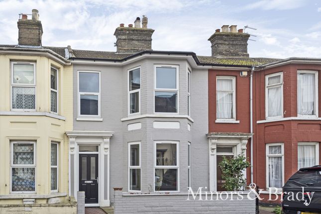 Albion Road, Great Yarmouth 4 bed terraced house for sale