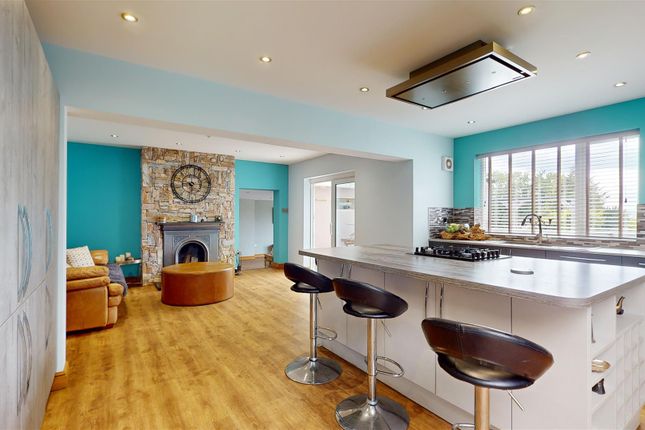 Warners Road, Newton Longville... 4 bed detached bungalow for sale