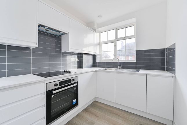 Courthope House, Hartington Road... 2 bed flat for sale