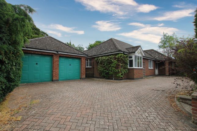 4 bedroom detached bungalow for sale