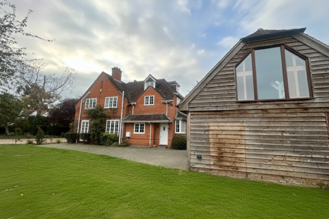 Orchard Road, Reading RG10 5 bed detached house for sale
