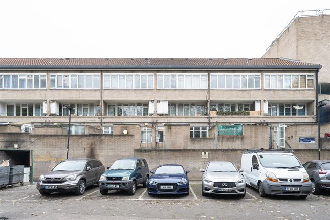 2 bedroom maisonette for sale