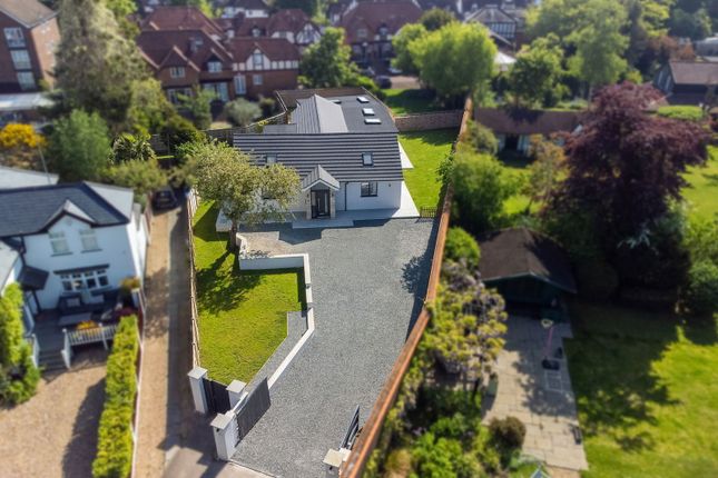 Lock Mead, Maidenhead SL6 5 bed detached bungalow for sale