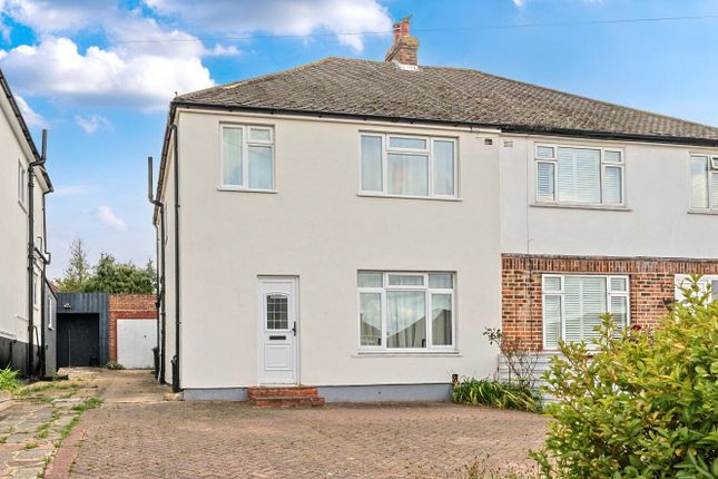 The Crescent, West Wickham, BR4 3 bed semi