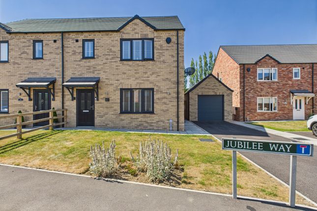Jubilee Way, Spalding, Lincolnshire... 3 bed semi