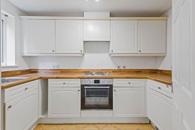 Castle Mews, Pontefract WF8 2 bed apartment for sale
