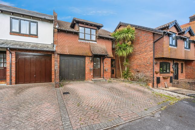 4 bedroom semi-detached house for sale