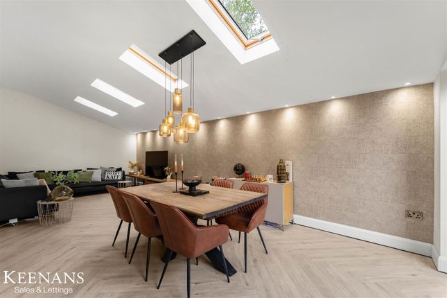 4 bedroom terraced house for sale