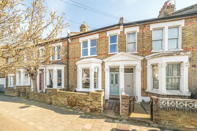 Tasman Road, London SW9 3 bed flat for sale