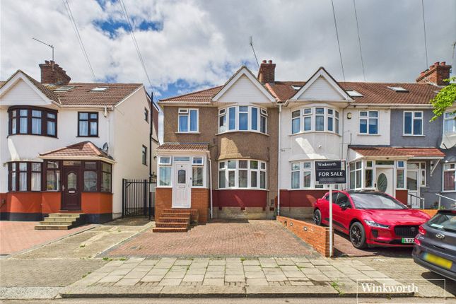 Holden Avenue, London NW9 3 bed end of terrace house for sale