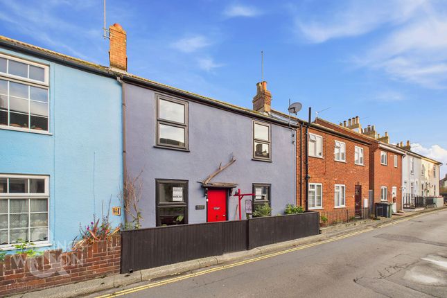 Cliff Hill, Gorleston, NR31 2 bed cottage for sale