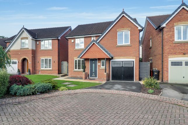 4 bed detached house