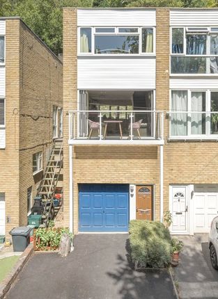 The Grove, Biggin Hill, Westerham... 2 bed semi