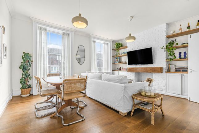 Shepherdess Walk, Hackney, London 2 bed maisonette for sale